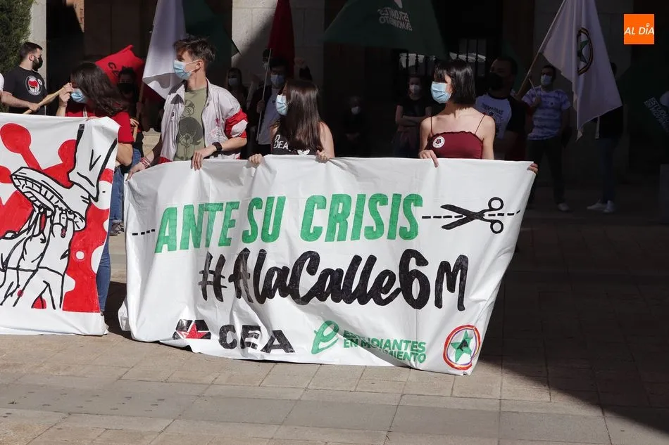 Foto 4 - Concentraci&oacute;n de estudiantes en Salamanca contra el Decreto Castells