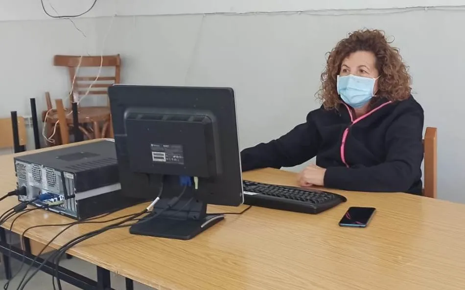 Foto 4 - Comienzan las clases de alfabetizaci&oacute;n digital&nbsp;en Aldehuela de Yeltes  