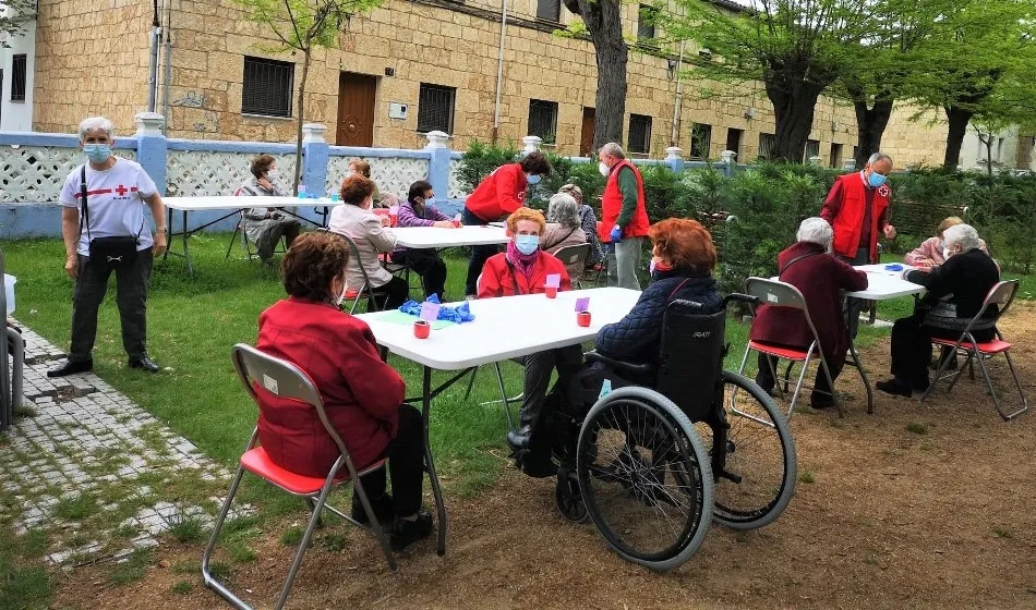 Cruz Roja retoma en el Parque de La Florida sus talleres para personas mayores  
