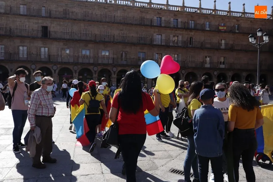 Foto 6 - Concentraci&oacute;n en Salamanca para denunciar los abusos a los Derechos Humanos en Colombia