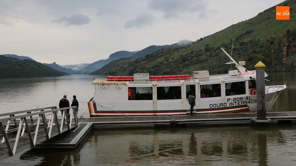 Los viajes se realizan bajo todas las medidas de seguridad anticovid / CORRAL