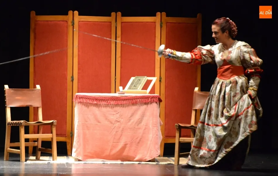 Foto 11 - Tel&oacute;n de Az&uacute;car relata sobre las tablas del Teatro Nuevo la historia de los comuneros  