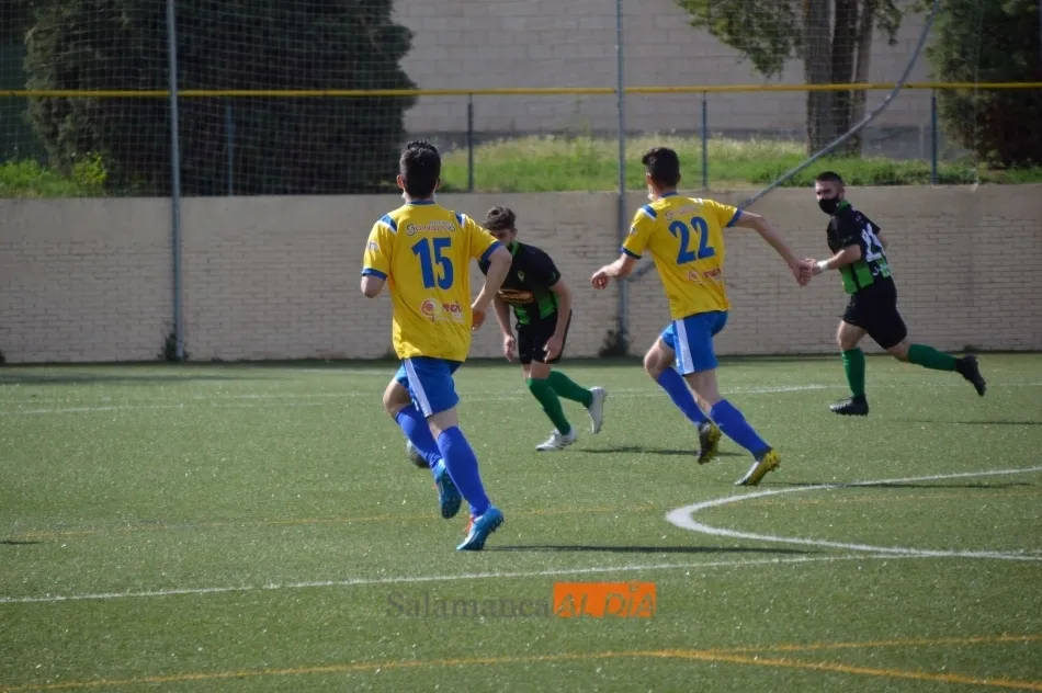 Foto 9 - Gran cuarta jornada de Liga en la Provincial de Aficionados