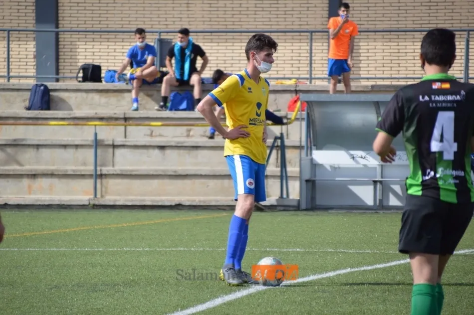 Foto 8 - Gran cuarta jornada de Liga en la Provincial de Aficionados
