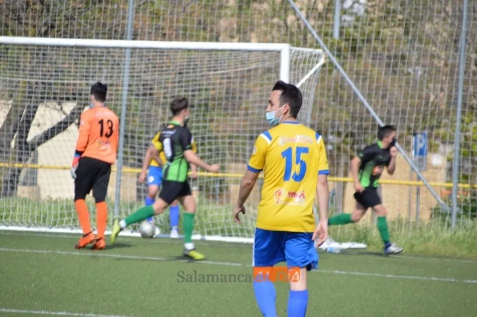 Foto 6 - Gran cuarta jornada de Liga en la Provincial de Aficionados
