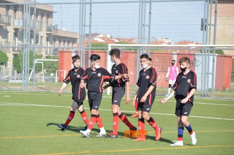 Foto 8 - Resultados, clasificaciones e im&aacute;genes del f&uacute;tbol base provincial
