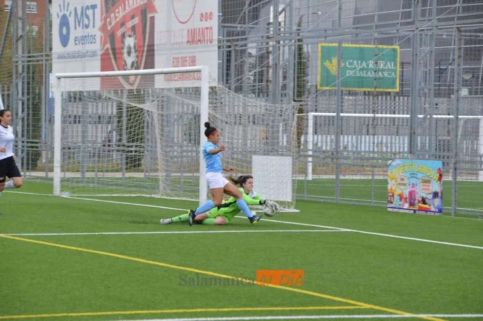 Foto 7 - El Salamanca UDS Femenino cae por la m&iacute;nima ante un Getafe l&iacute;der (0-1)