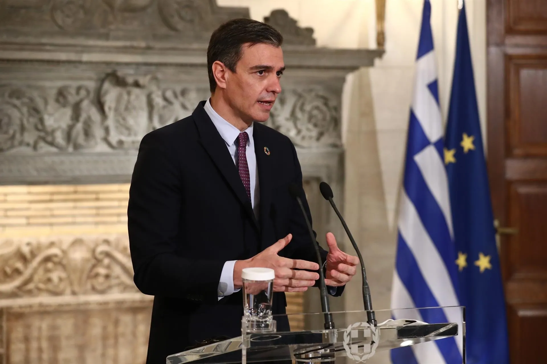 El presidente del Gobierno, Pedro Sánchez, en Atenas (Grecia), tras su reunión con el primer ministro griego. Foto: EP