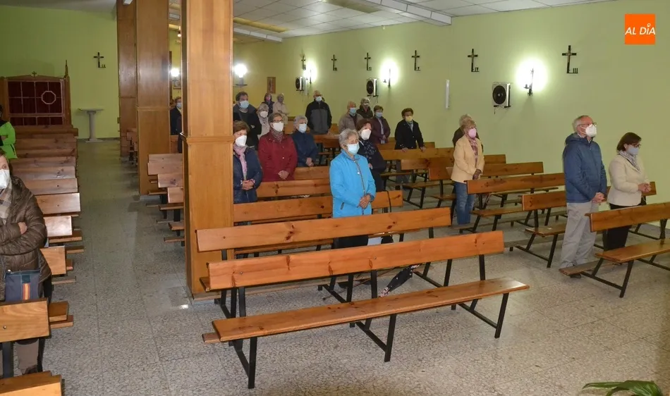 La Parroquia de Fátima honra estos días a su Virgen, que se quedará sin recorrer las calles  