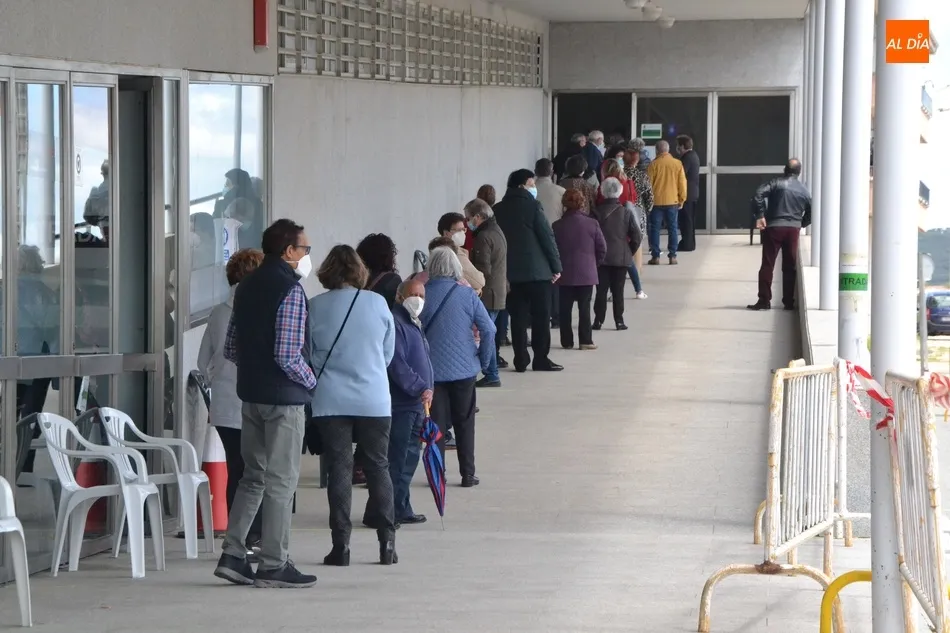 Foto 4 - Las personas de 70 a 79 a&ntilde;os de la Zona de Ciudad Rodrigo completan su vacunaci&oacute;n  
