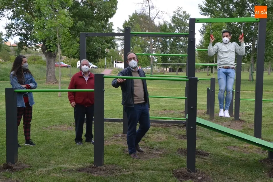 La Alameda Vieja da la bienvenida a la pista de calistenia  