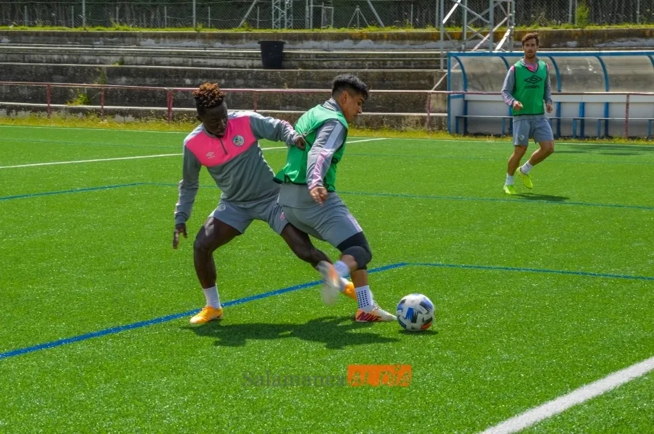 Foto 8 - El Salamanca UDS vuelve meses despu&eacute;s al Tori y Sep&uacute;lveda ya toca bal&oacute;n