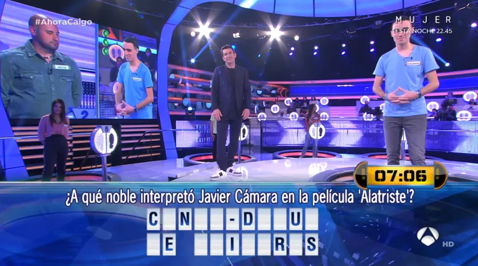 Foto 3 - Arturo Valls, invitado en pleno &lsquo;&iexcl;Ahora Caigo!&rsquo; de Antena 3 al Carnaval del Toro  