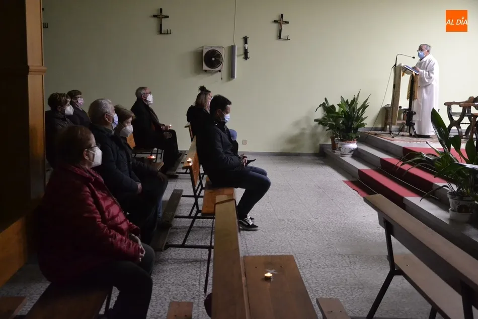 Foto 4 - La Parroquia de F&aacute;tima celebra el 1&ordm; evento nocturno en Mir&oacute;briga desde el D&iacute;a de Nochebuena  
