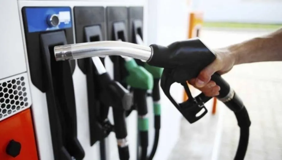 A pesar del incremento de precios, la gasolina sigue estando más barata en España respecto a la media de la Unión Europea (UE) y la zona euro