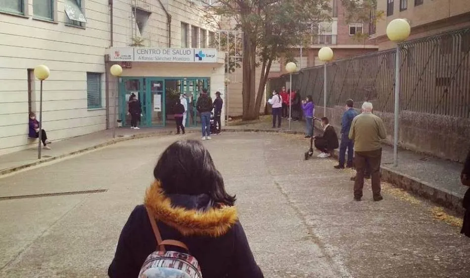 Imagen de archivo de un centro de salud de Salamanca, en concreto, en Pizarrales