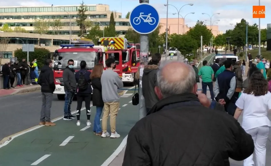 Foto 6 - Desalojada la Facultad de Enfermer&iacute;a y Fisioterapeuta por un incendio en su cafeter&iacute;a