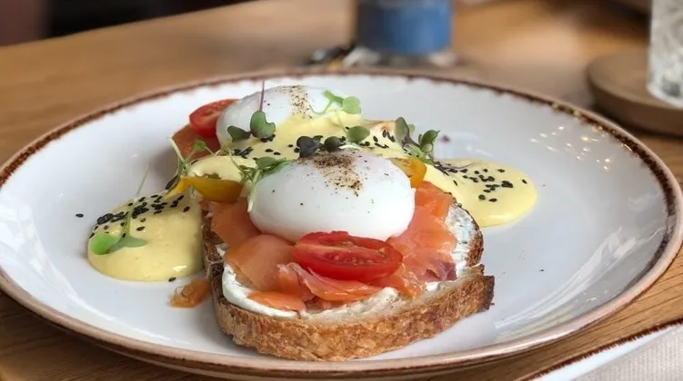 Dieta equilibrada: qué desayunar para ayudar a perder peso*
