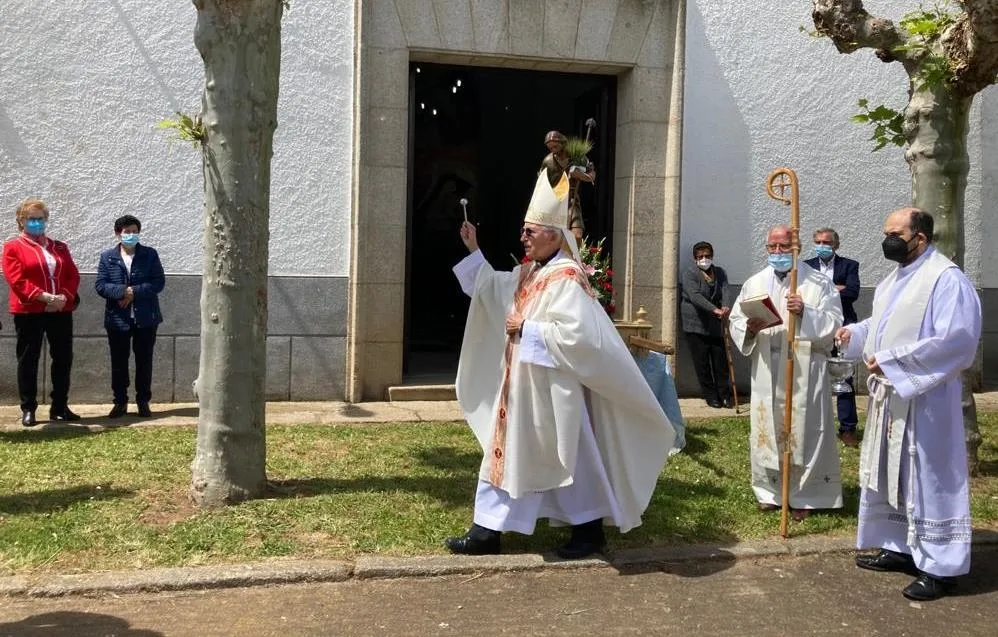 Foto 5 - &Aacute;gueda honra a su patr&oacute;n dentro y fuera de su Parroquia  