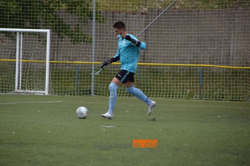 Foto 10 - La quinta jornada de Liga de la Provincial de Aficionados no deja indiferente a nadie