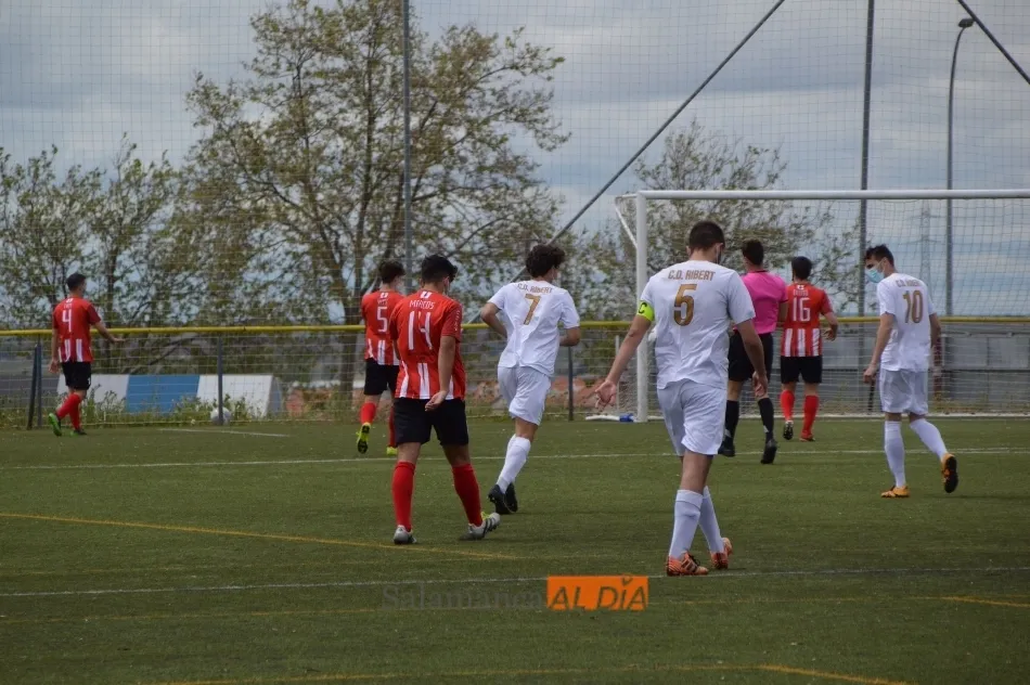 Foto 9 - La quinta jornada de Liga de la Provincial de Aficionados no deja indiferente a nadie