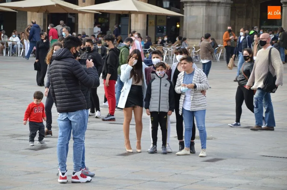 Foto 7 - Salamanca se llena por completo de visitantes y p&uacute;blico con el buen tiempo