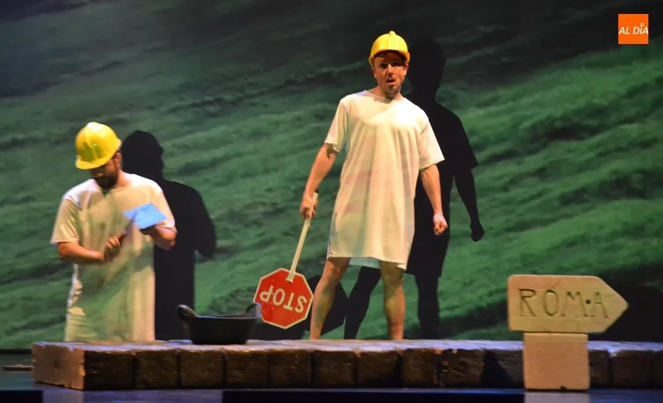 Foto 8 - Spasmo roza el lleno en el Teatro Nuevo con su divertido e ingenioso repaso por la historia del...