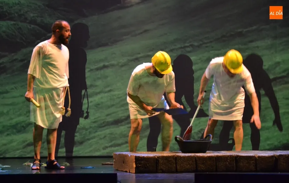Foto 6 - Spasmo roza el lleno en el Teatro Nuevo con su divertido e ingenioso repaso por la historia del...