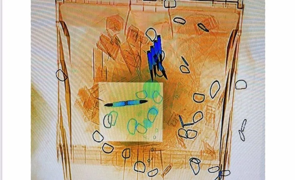 Se atasca la investigación de las cartas con balas de la campaña de Madrid porque no hay huellas...