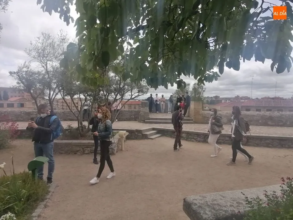 Foto 2 - El primer fin de semana sin estado de alarma recupera el turismo en Salamanca