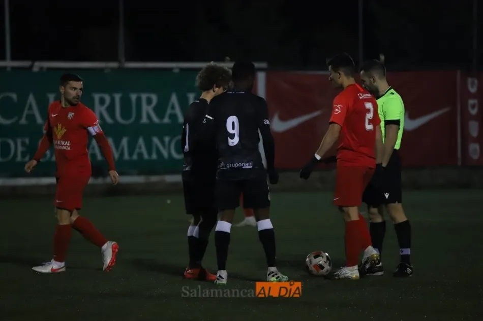 Un derbi en el San Casto