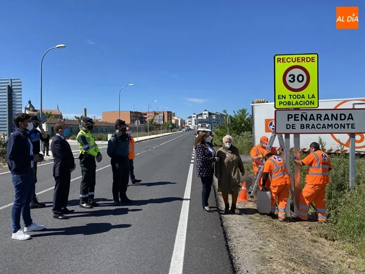 Foto 4 - La subdelegada defiende en Pe&ntilde;aranda la creaci&oacute;n de &ldquo;ciudades m&aacute;s amables en convivencia&rdquo; a...