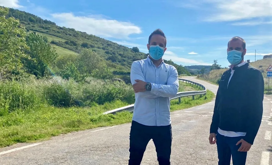 El PSOE reclama a la Diputación que acometa el arreglo de la carretera a Serradilla prometido en...