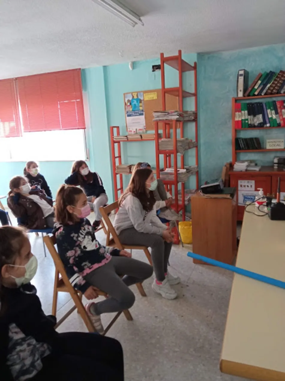Foto 4 - Divertido y did&aacute;ctico taller de ciencia para ni&ntilde;os en Terradillos