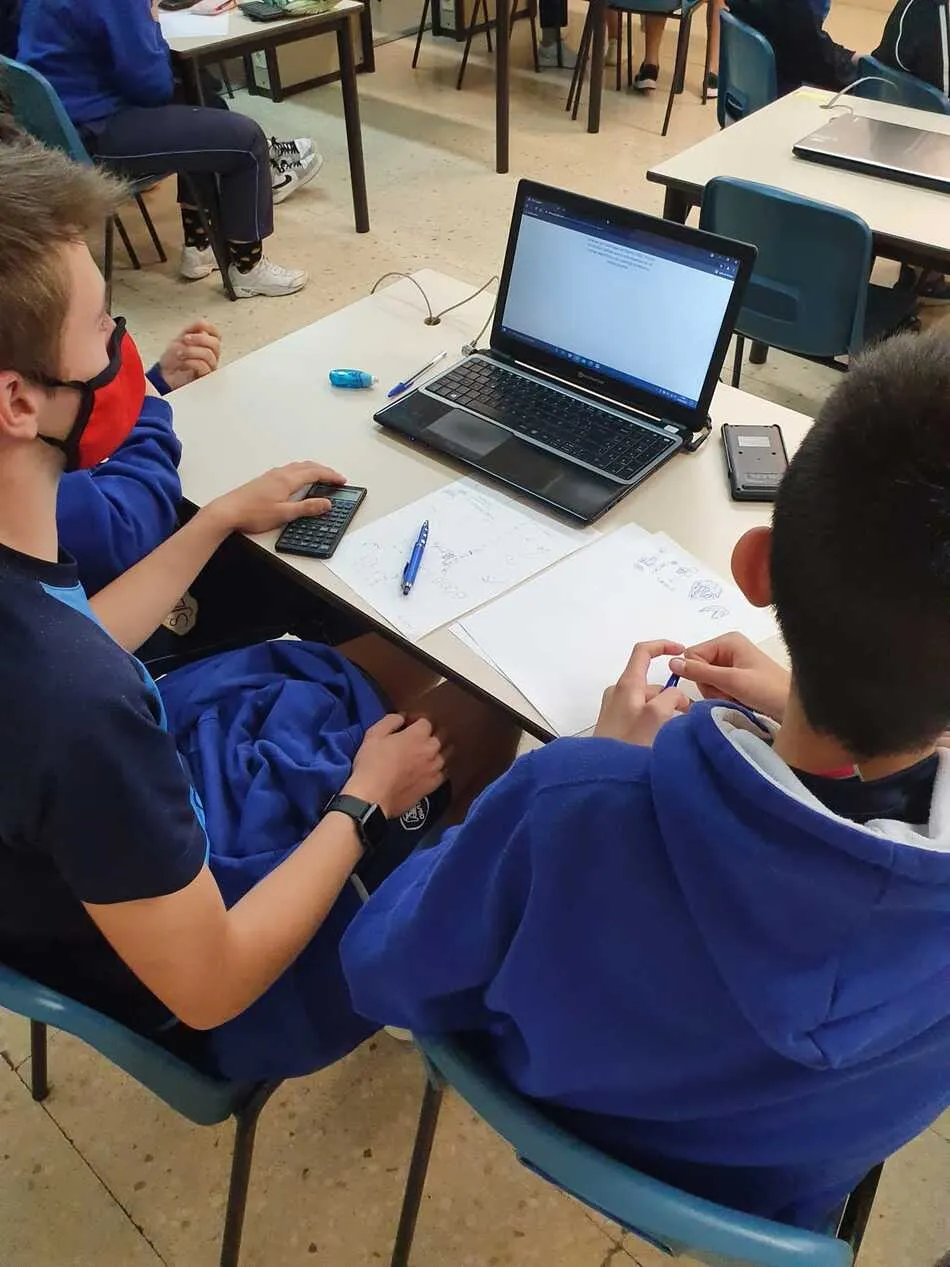 Foto 5 - Alumnos del Colegio San Juan Bosco participan en la Olimpiada Cient&iacute;fica Juvenil&nbsp;