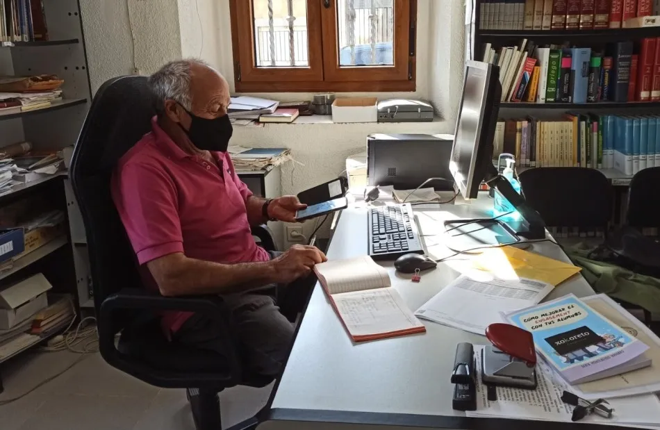 Foto 2 - La Fundaci&oacute;n empieza tambi&eacute;n a impartir clases de nuevas tecnolog&iacute;as en Pe&ntilde;aparda  