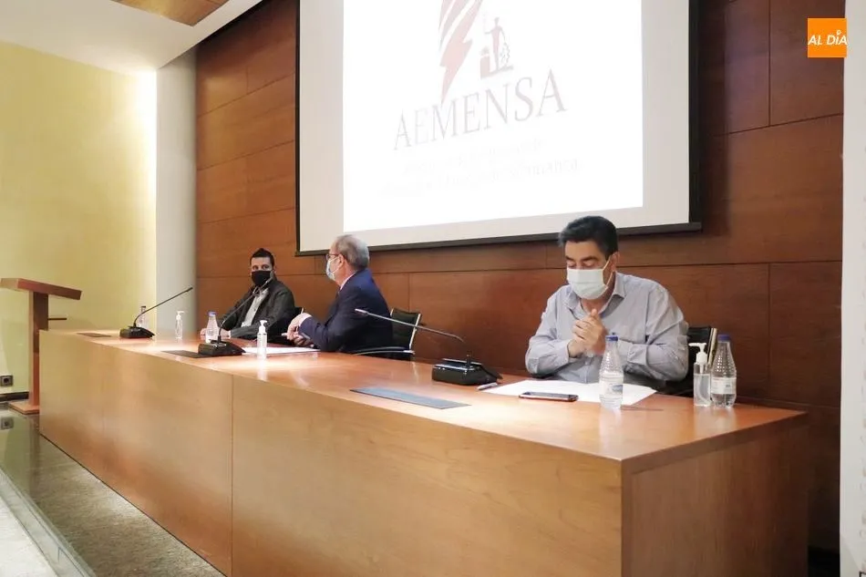 Presentación oficial de AEMENSA en el salón de actos de la Cámara de Comercio