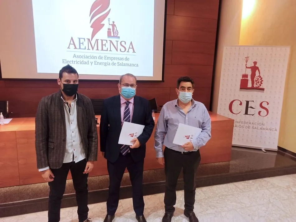 Foto 5 - CES presenta AEMENSA, la Asociaci&oacute;n de Empresas de Electricidad y Energ&iacute;a de Salamanca  