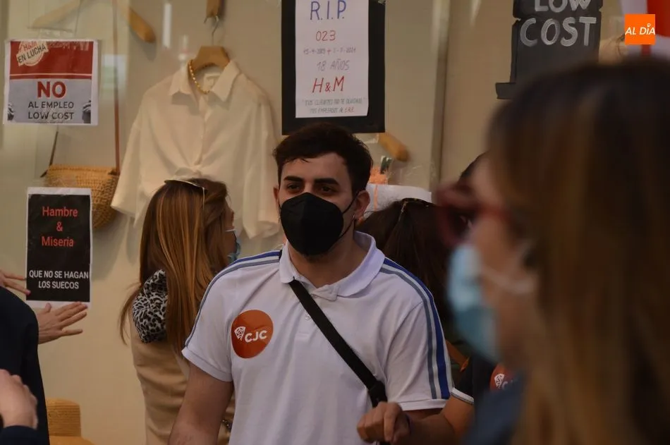 Foto 10 - Siguen las protestas de las trabajadoras de H&M por el despido colectivo en Salamanca
