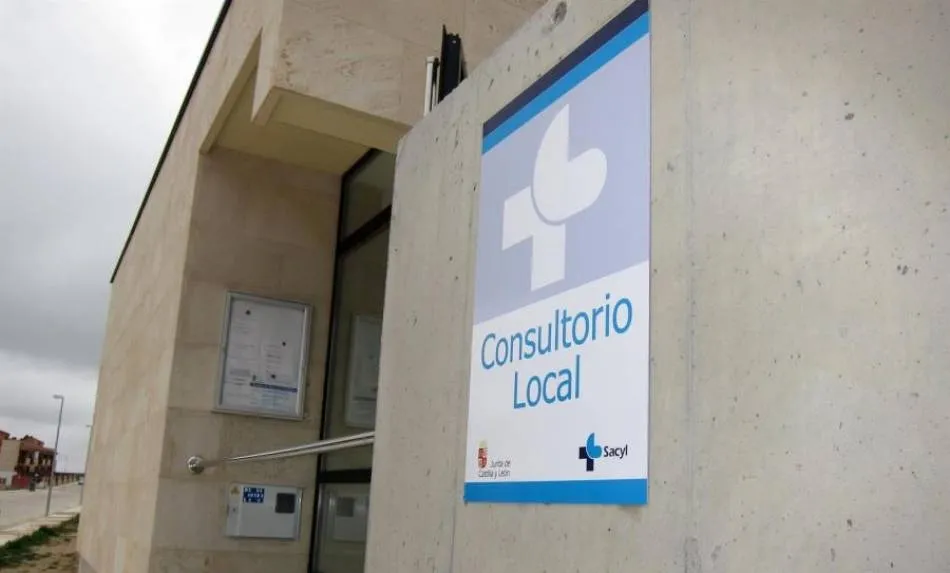 El planteamiento de la Junta es aumentar la atención presencial en los centros de salud y consultorios