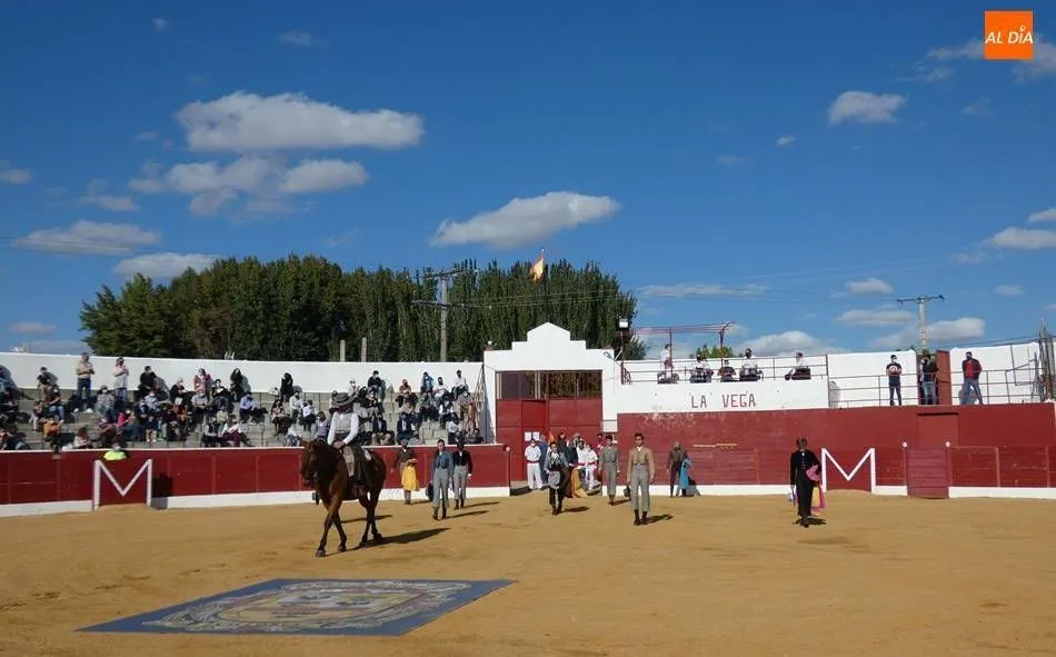 Uno de los objetivos de la Diputación es fomentar los festejos seguros al aire libre