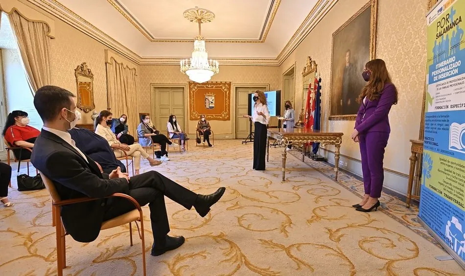 Foto 10 - Finaliza el curso &lsquo;Atenci&oacute;n sociosanitaria a personas dependientes&rsquo; con una alta tasa de...