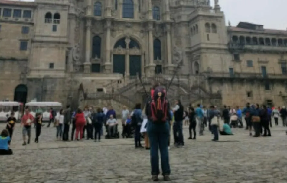 Una salmantina emprende un solidario Camino de Santiago a favor del Comedor de los Pobres