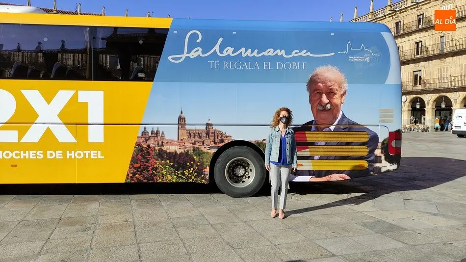 Foto 5 - La imagen de Vicente del Bosque recorrer&aacute; Madrid promocionando Salamanca como destino tur&iacute;stico