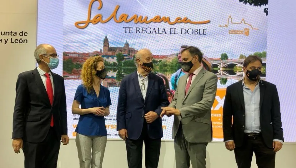 Foto 2 - Vicente del Bosque, imagen promocional de la ciudad con el spot &lsquo;Salamanca, el viaje de vuelta&rsquo;