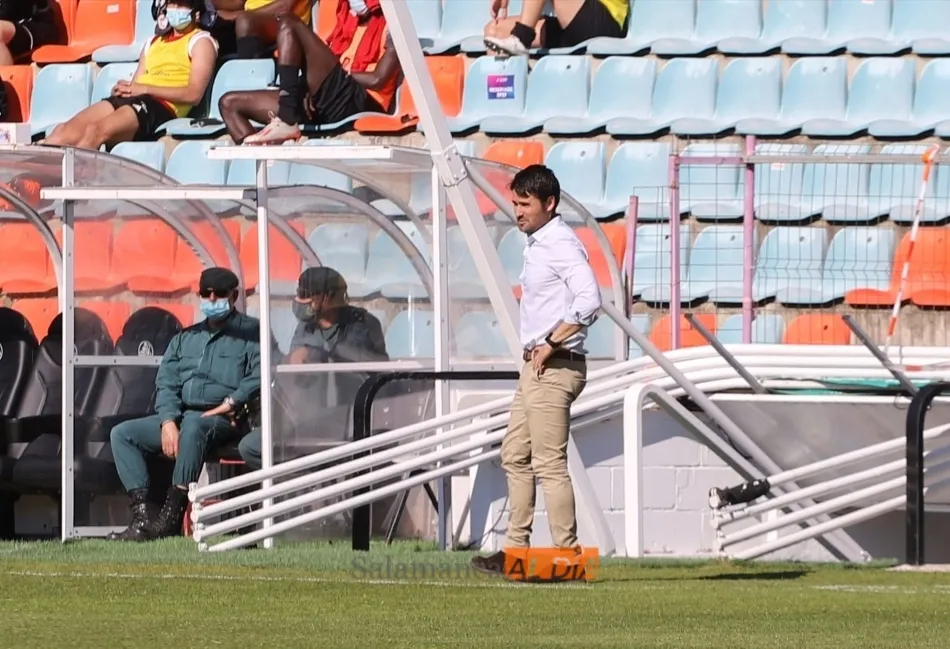 Escobar, en la banda del Helmántico / Lydia González