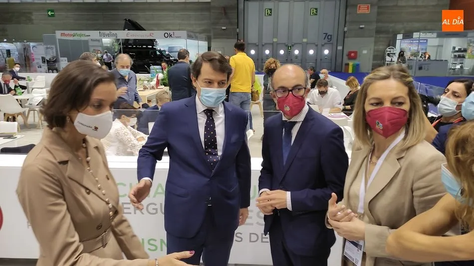 Foto 7 - De Pedro S&aacute;nchez a Isabel Ayuso pasando por Vicente del Bosque, numerosas caras conocidas en Fitur