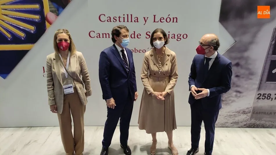 Foto 6 - De Pedro S&aacute;nchez a Isabel Ayuso pasando por Vicente del Bosque, numerosas caras conocidas en Fitur