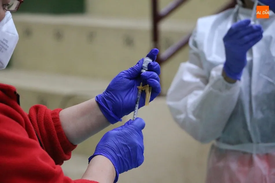 Los nacidos entre 1962 y 1965 deberán acudir a vacunarse a Vitigudino el 25 de mayo en el frontón de pelota