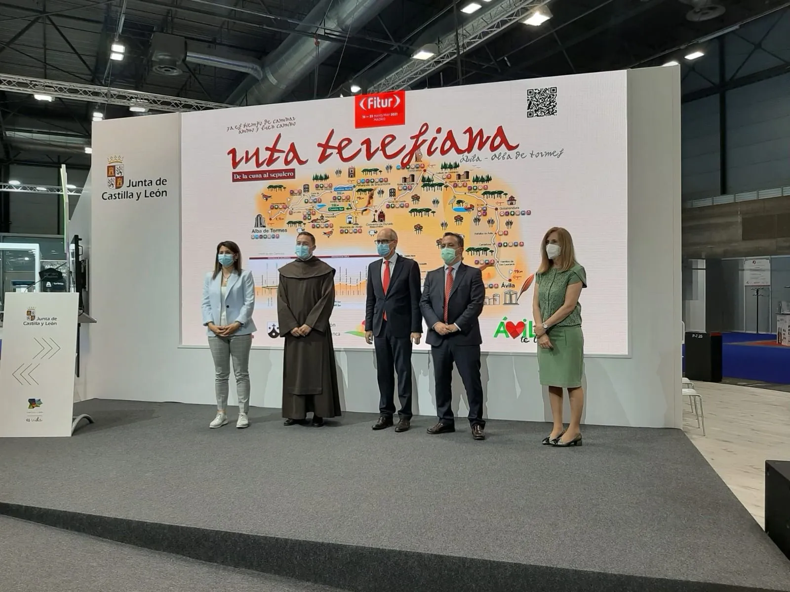 Foto 2 - Alba de Tormes contin&uacute;a su promoci&oacute;n en FITUR